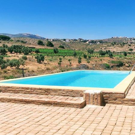 Ferienwohnung Summer House With A Pool Near Sea, Port & Airport Rafína Exterior foto